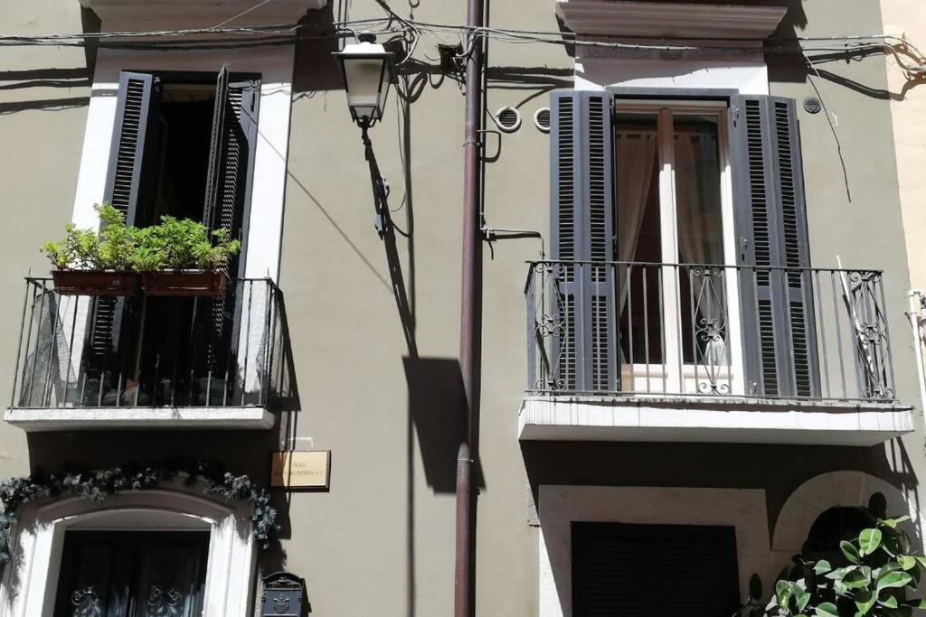 باري Intendenza 32 Suite Historical Centre المظهر الخارجي الصورة